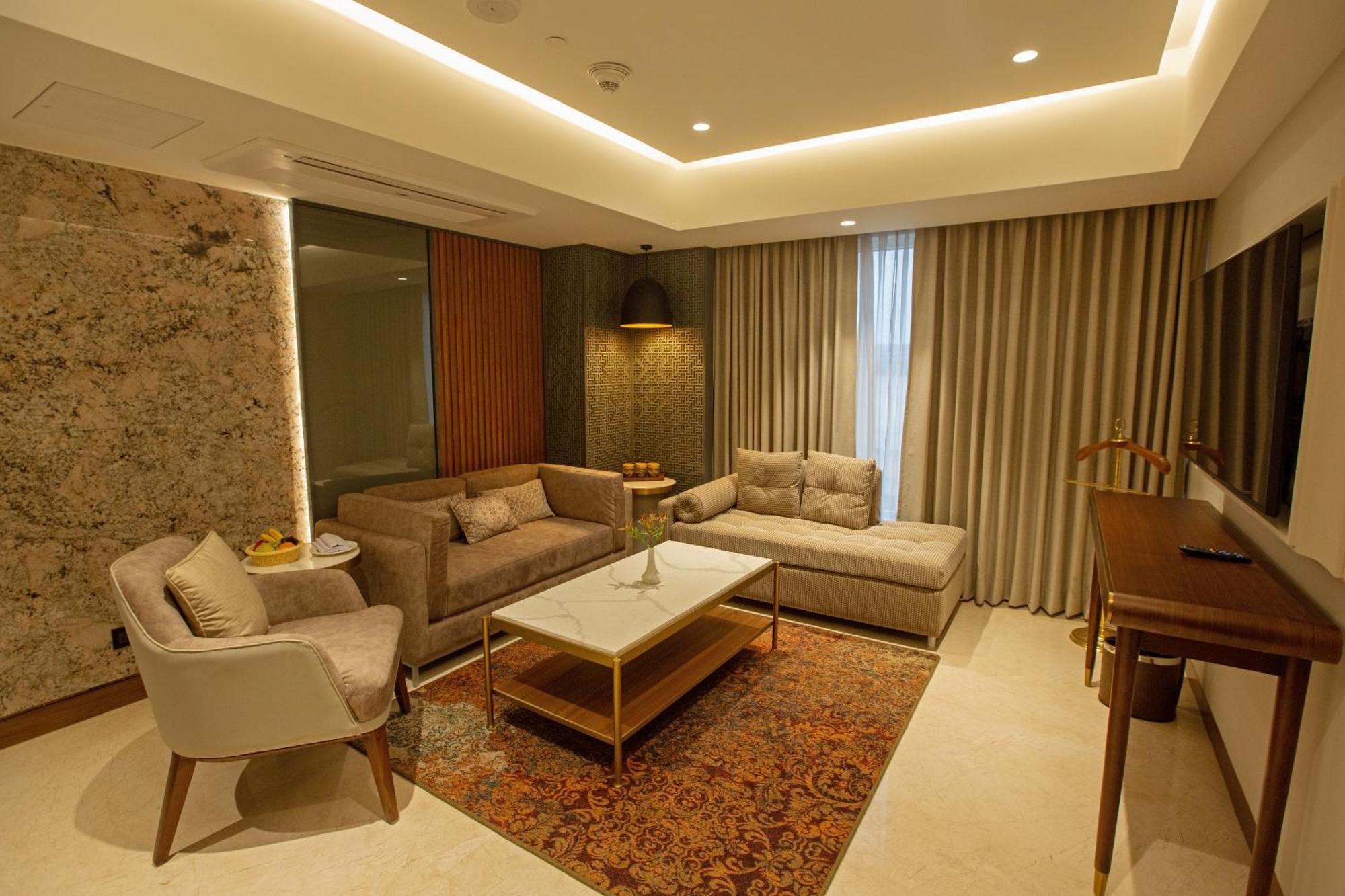 Arista By Ambition Hotel Guwahati Buitenkant foto