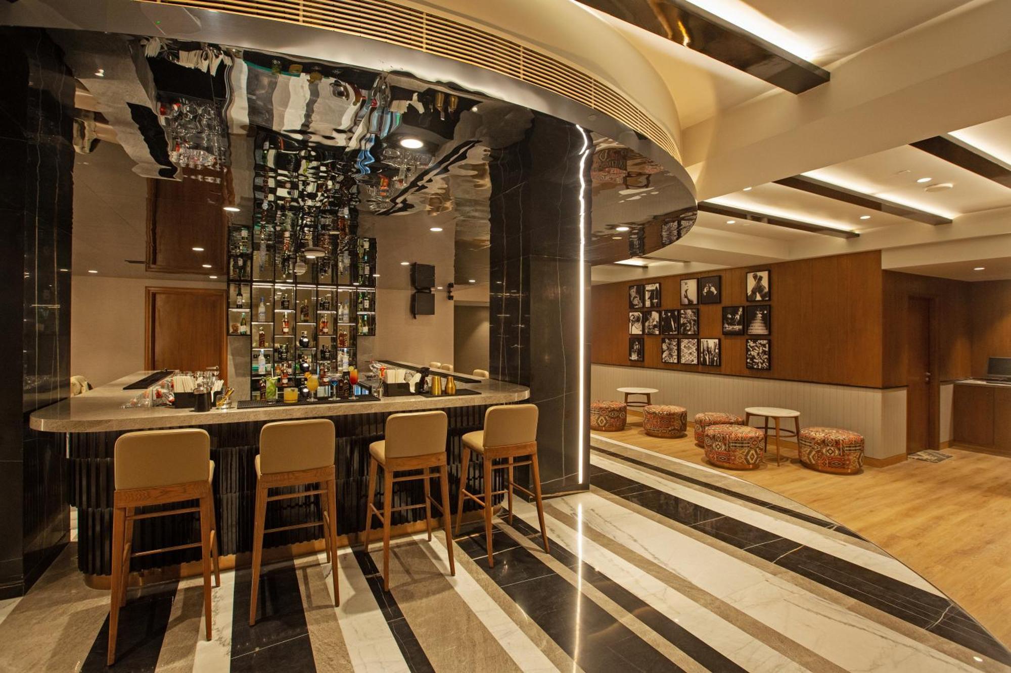 Arista By Ambition Hotel Guwahati Buitenkant foto